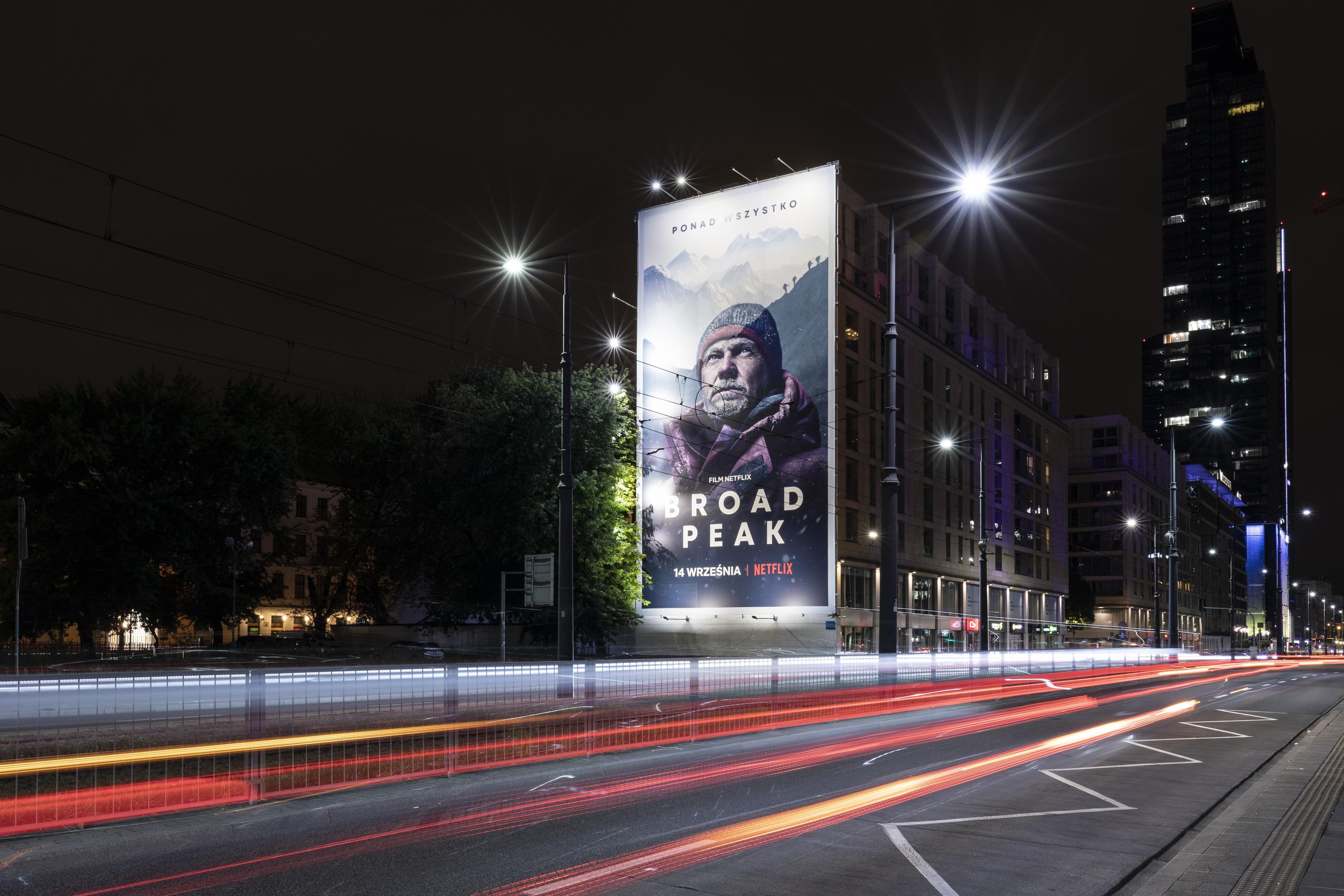 Warszawa-Prosta-Rondo-ONZ_NETFLIX-09-2022_noc3